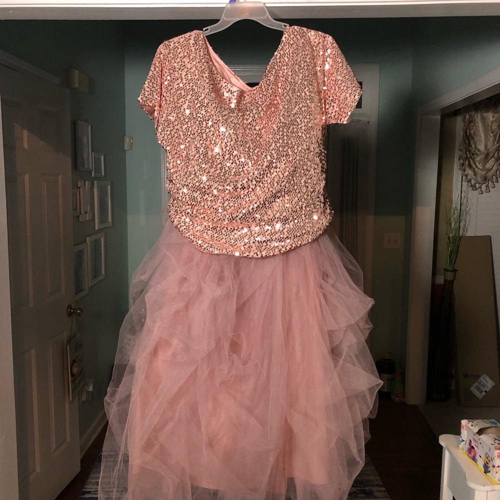 Tulle Skirt Set W/ Sequence Off Shoulder Top